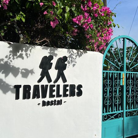 Hostal & Cafe Travelers Сантьяго Екстер'єр фото