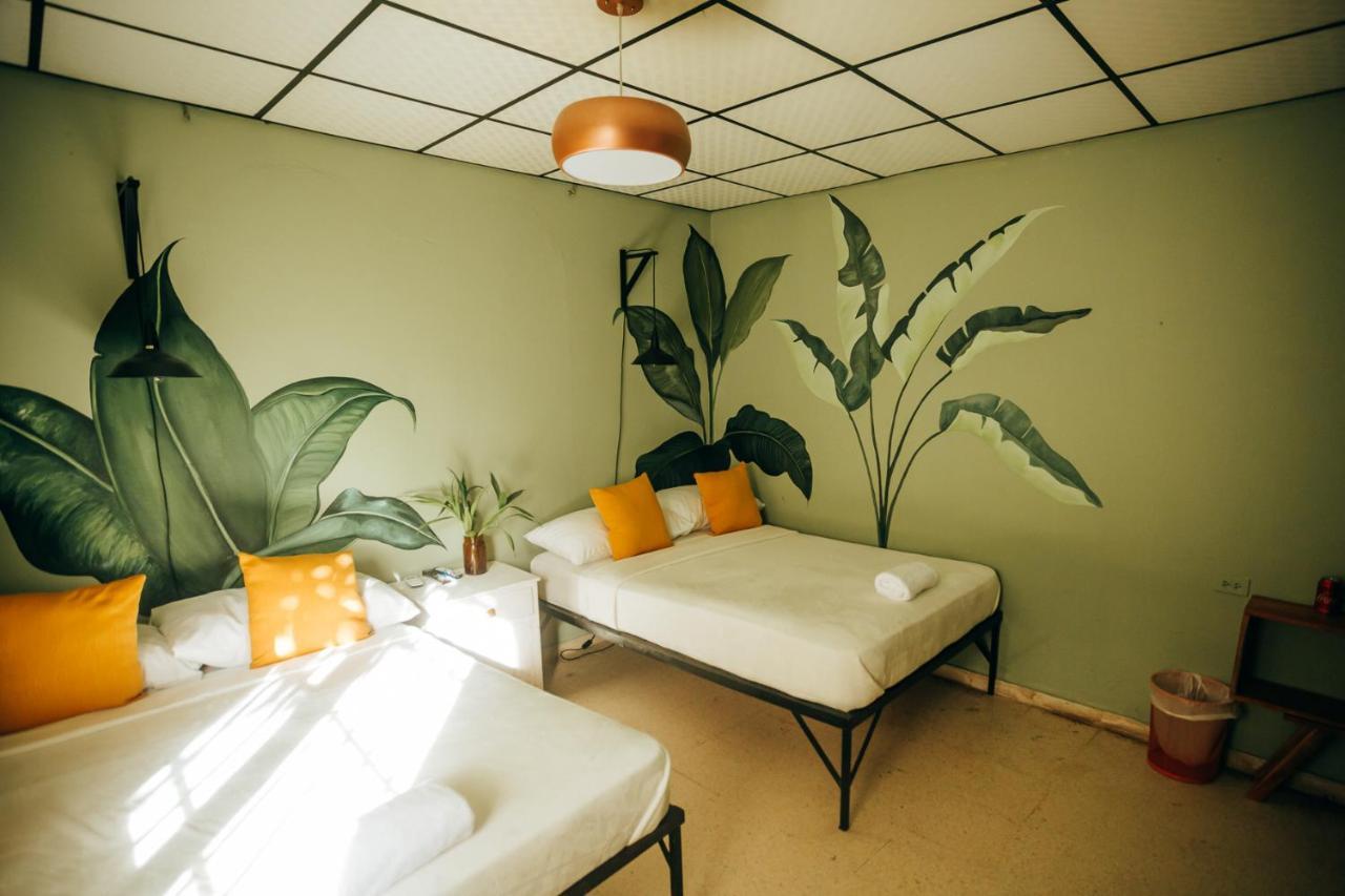 Hostal & Cafe Travelers Сантьяго Екстер'єр фото