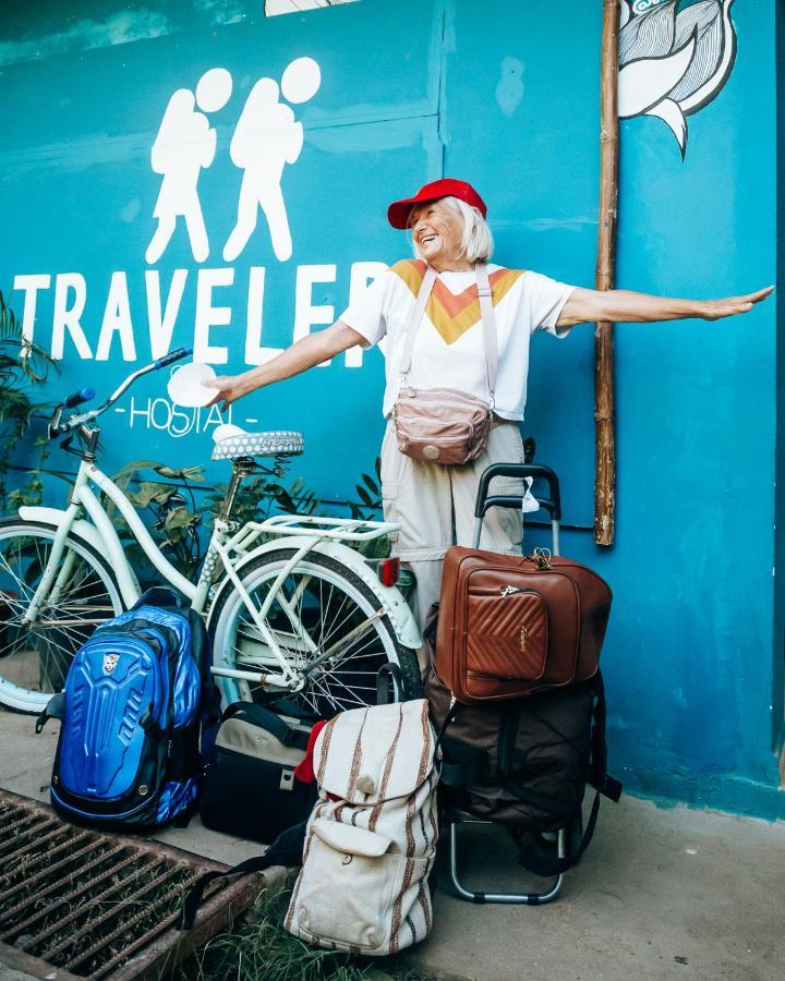 Hostal & Cafe Travelers Сантьяго Екстер'єр фото