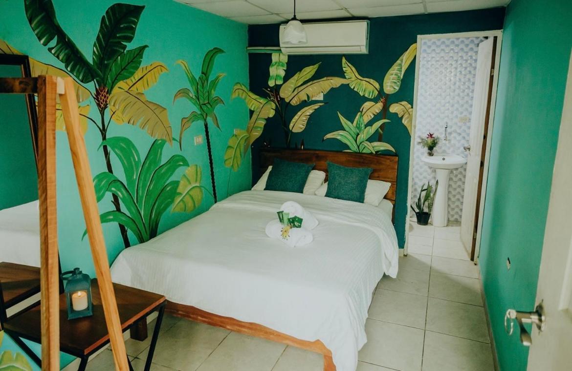Hostal & Cafe Travelers Сантьяго Екстер'єр фото